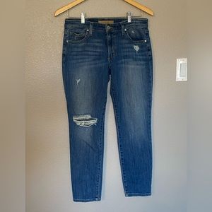 Joe’s Jeans Cropped Distresed Jeans Size 27